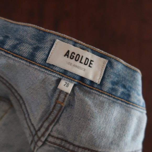 AGOLDE Los Angeles Light-Wash Cutoff Shorts  Size 28, Classic Shorts inseam - Picture 3 of 3